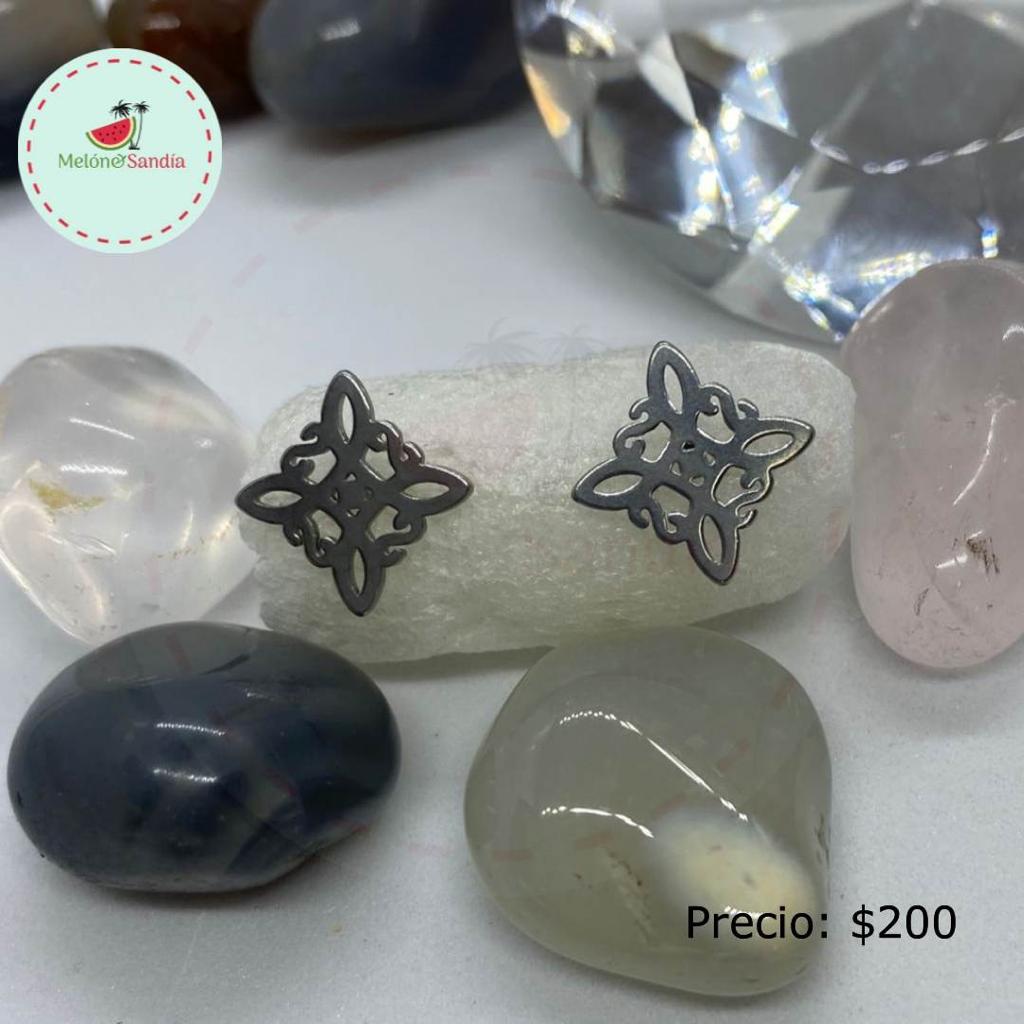 Aretes Nudo de Bruja