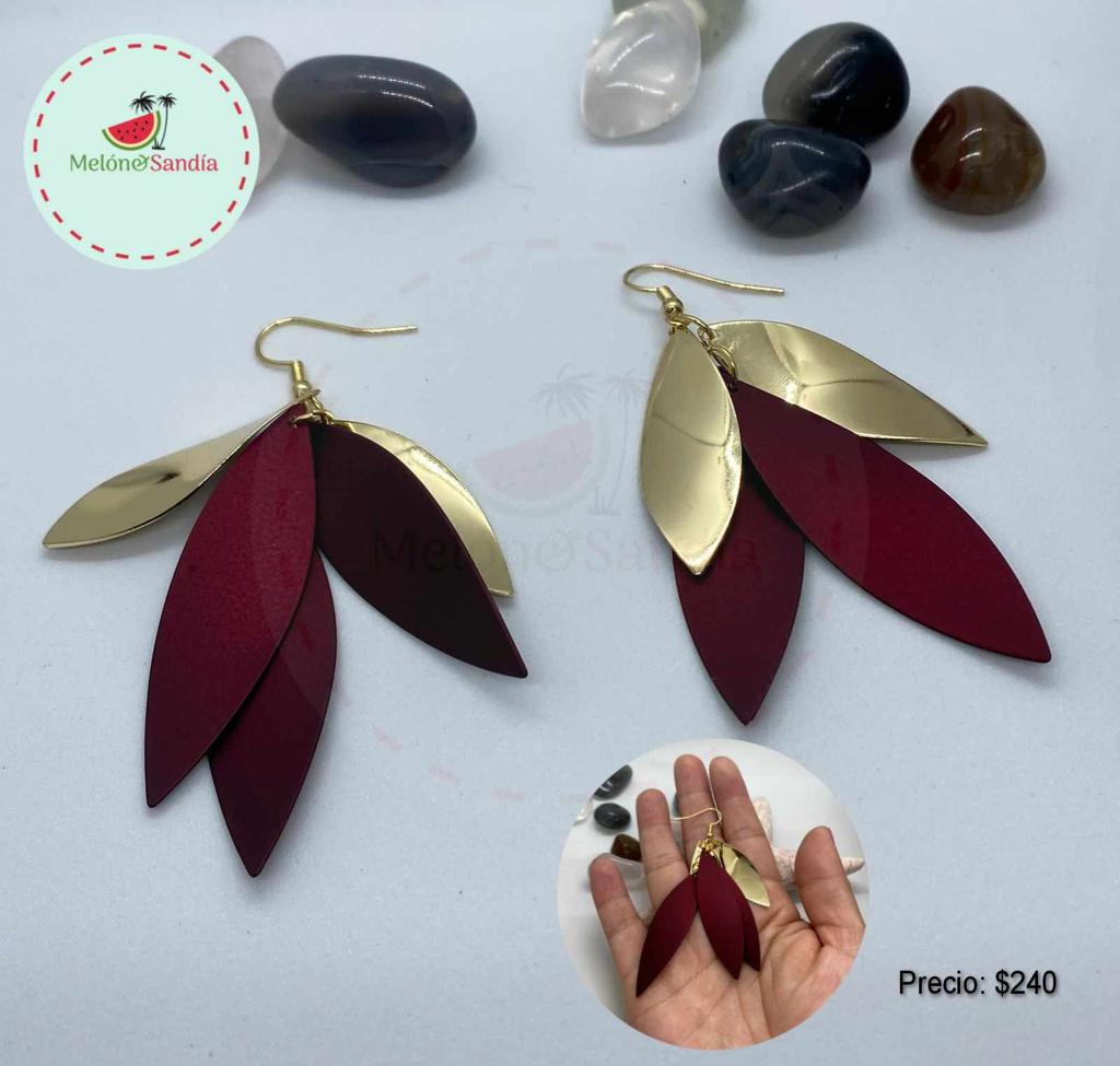 Aretes XXL, Petalos