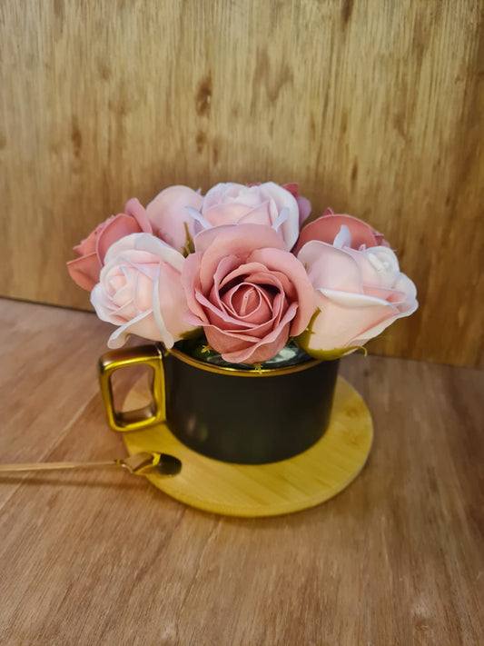 Taza de cerámica con base de bambú